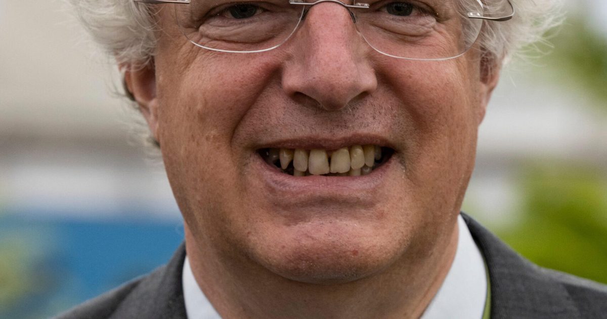 Guy Hands cancels £105m offer to repair military homes - Green Street News