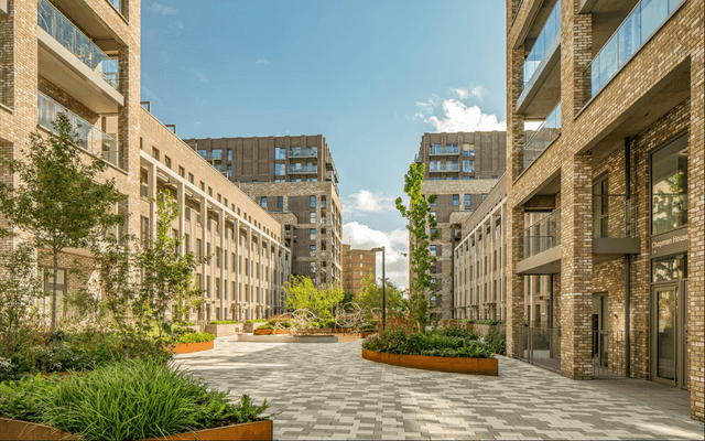 Flagstone, Path, City