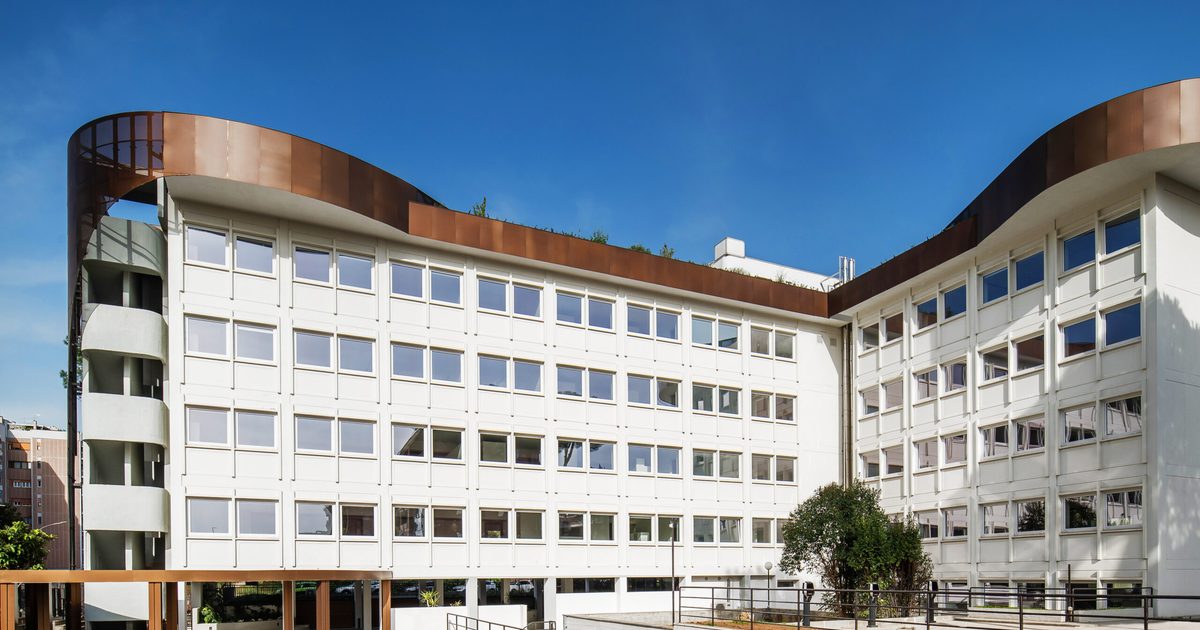 Commercial Building Rome Savills IM fund offloads 14,000 sq m Rome office - Green Street News