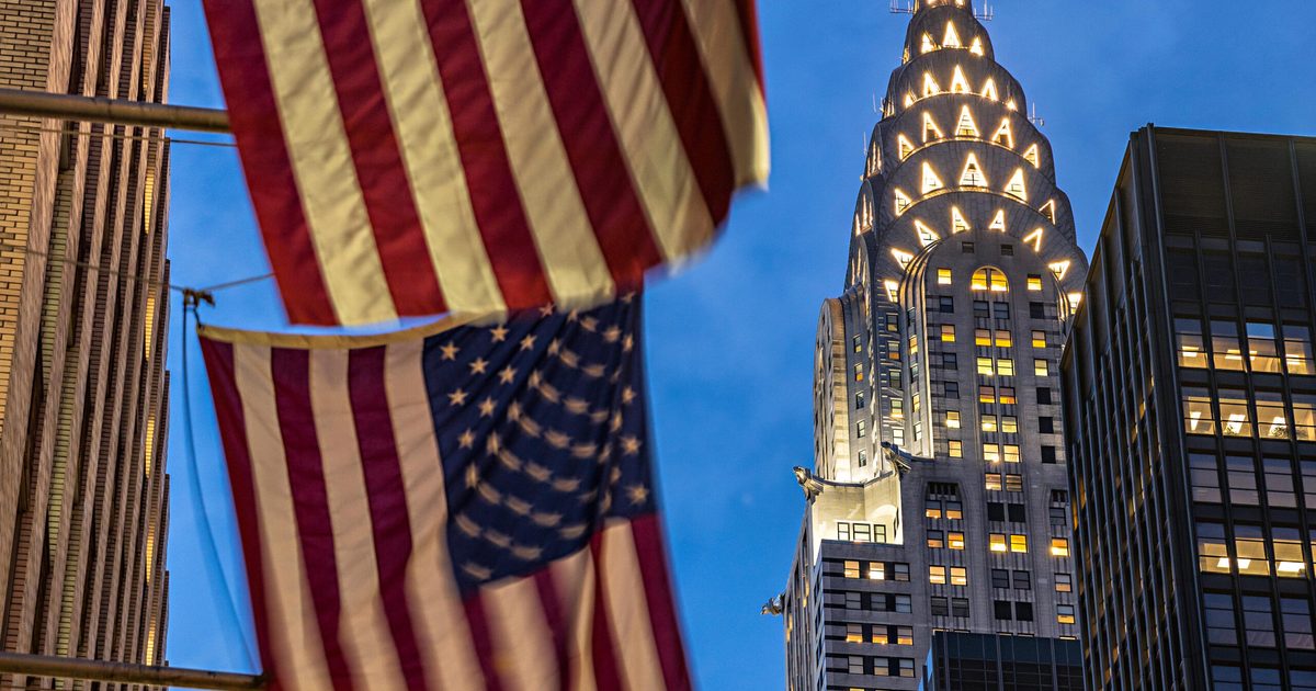 Signa negotiating sale of stake in New York's Chrysler Building - Green ...