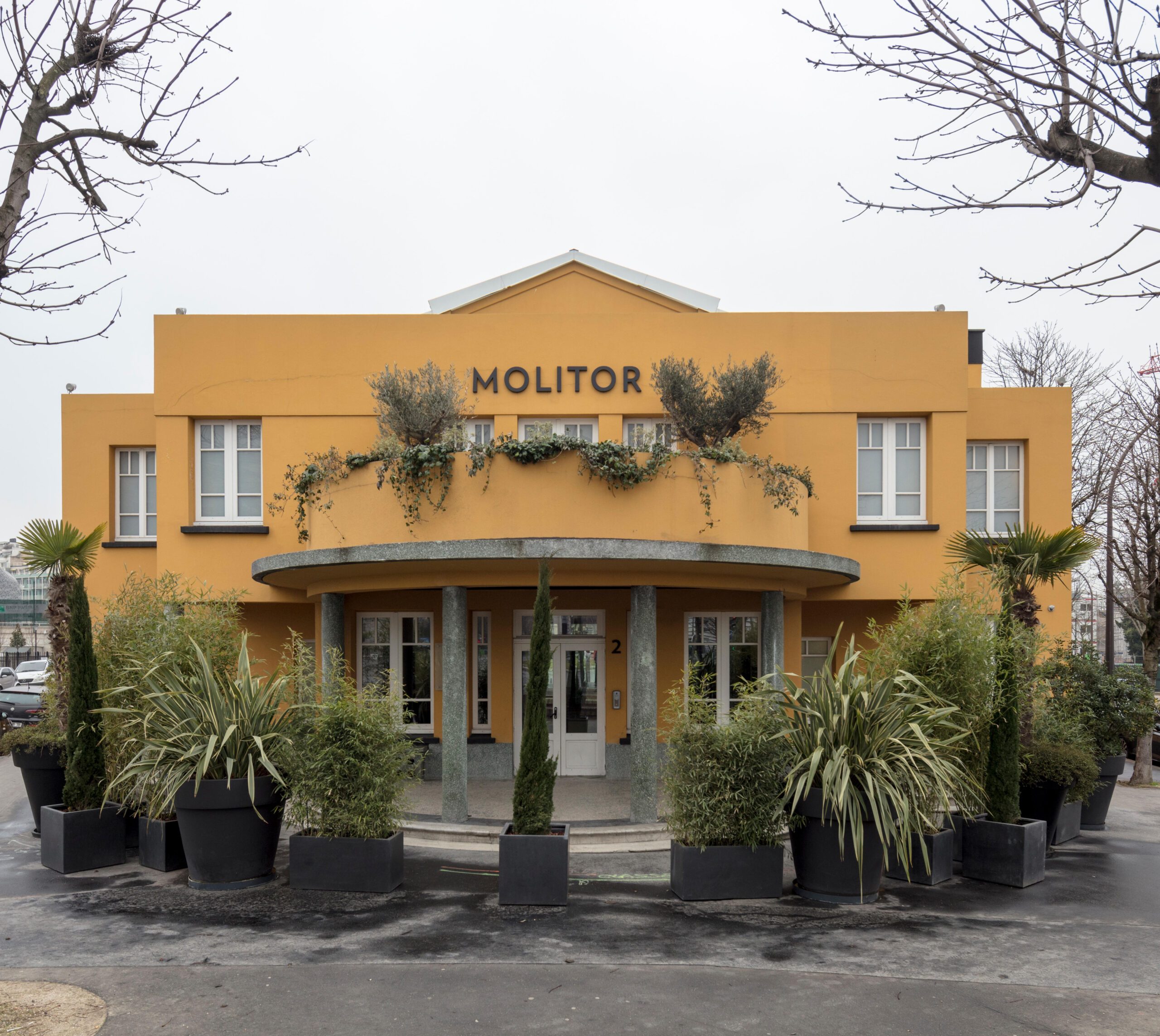 Hotel Molitor, façade
