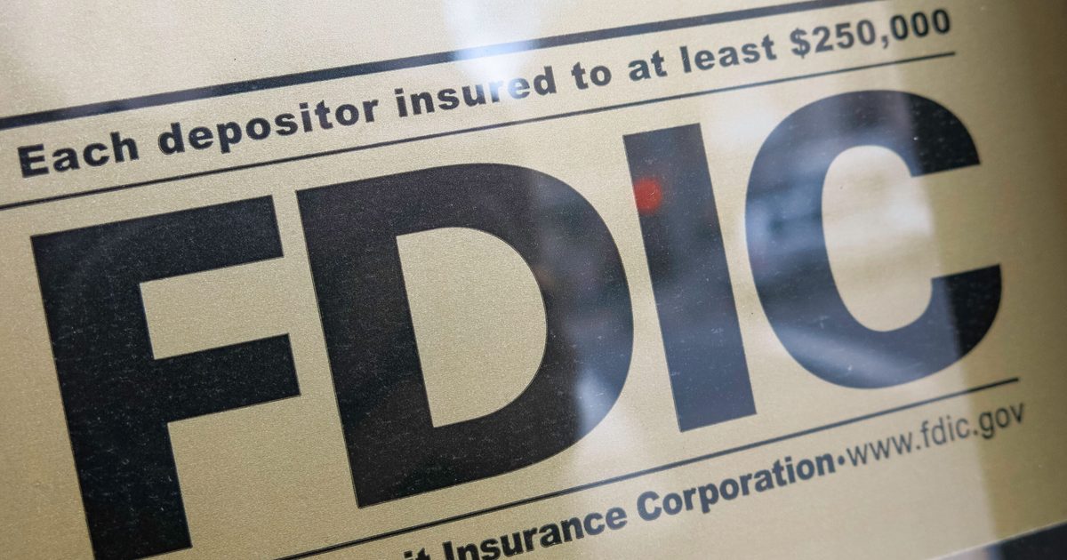 FDIC consolidates broker contracts for loan sales, nears first new roster since 2019