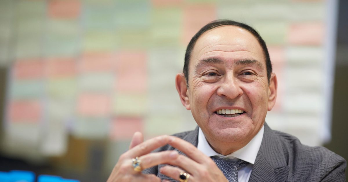 Manchester regeneration legend Howard Bernstein dies - Green Street News