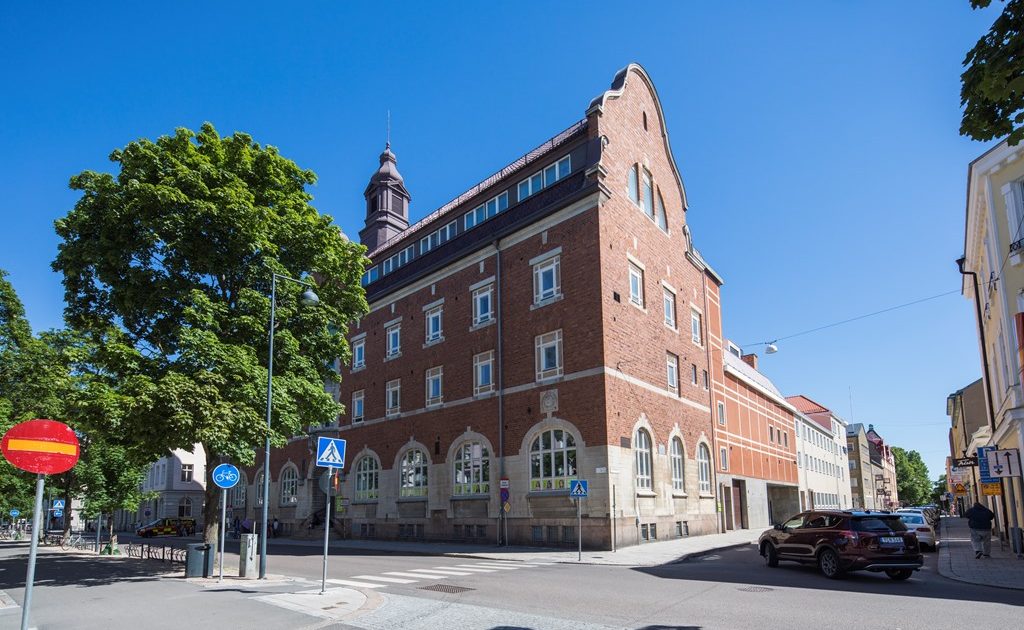 Diös buys €83m Swedish office portfolio - Green Street News