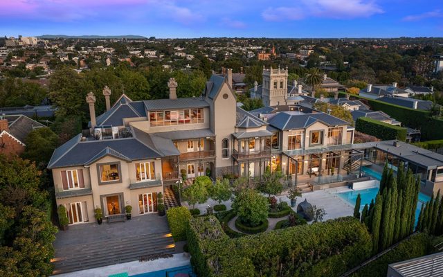 Outdoors, Architecture, Building