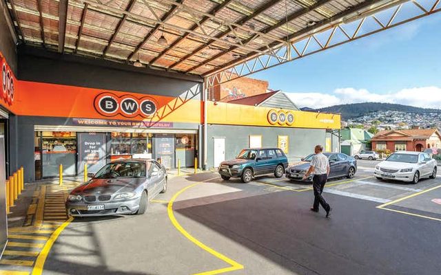 Shop, Shopping Mall, City