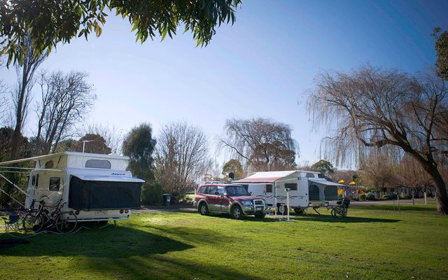 Caravan, Transportation, Van