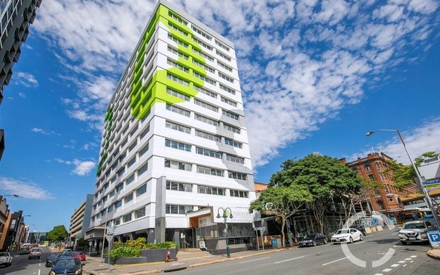 City, Urban, Apartment Building