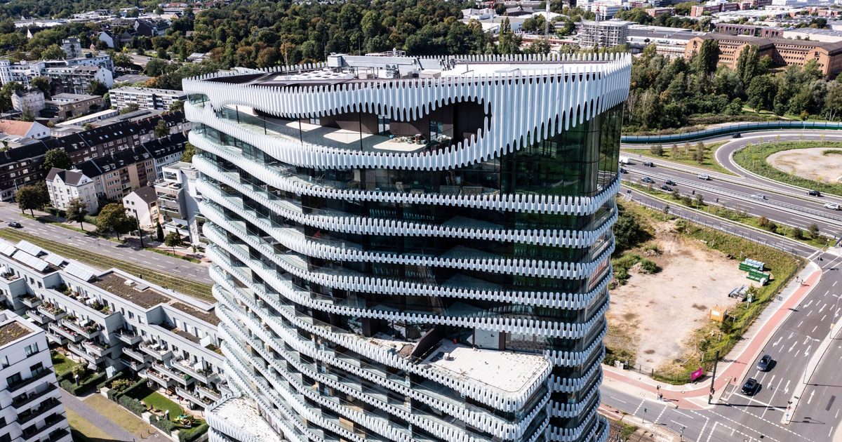Arrow Global in talks to buy €70m Düsseldorf tower loan