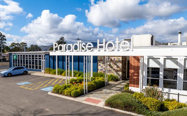 Paradise Hotel