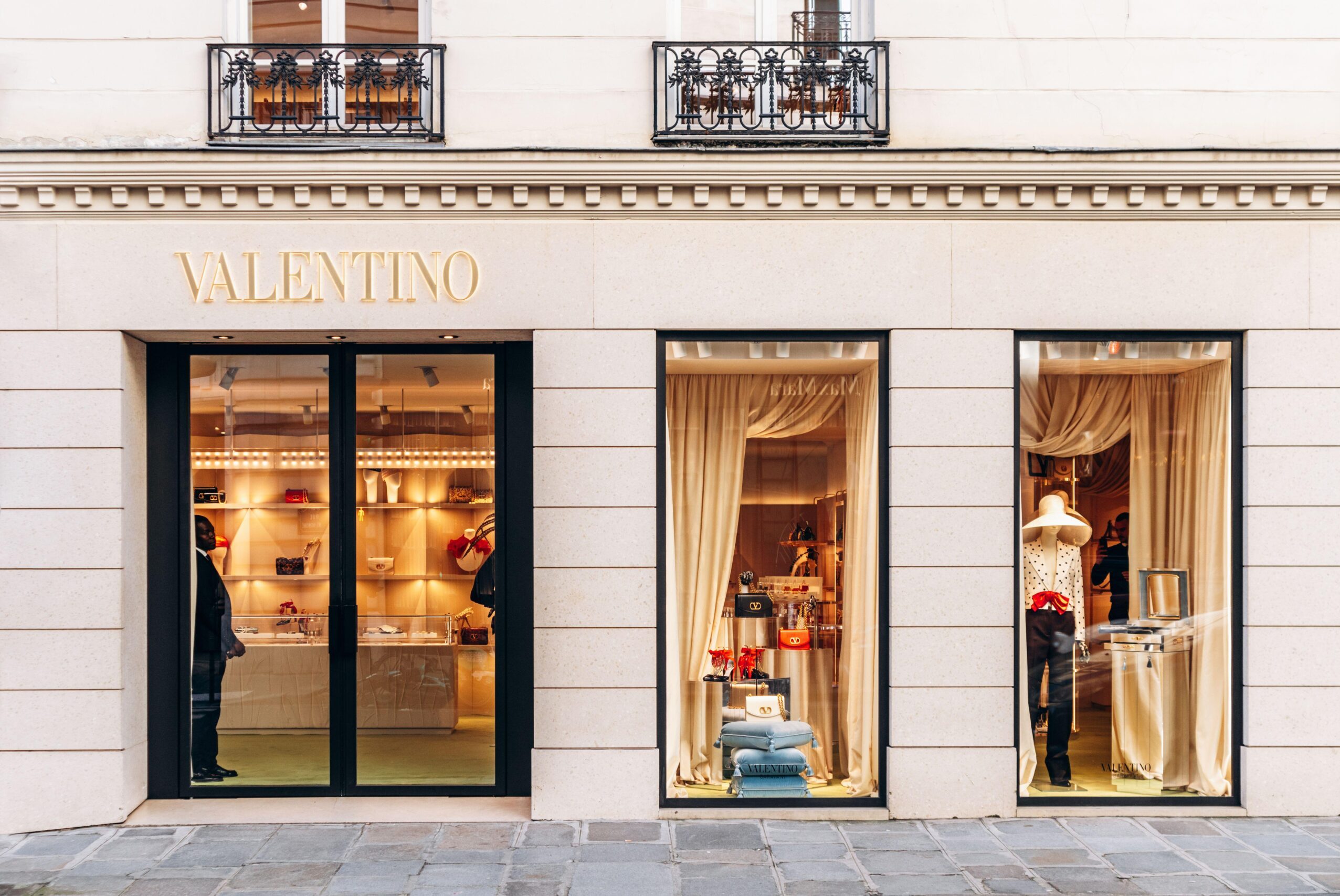 273 rue Saint-Honoré, Valentino Paris men flagship, France