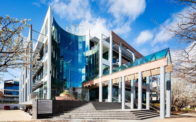 42 Macquarie St Barton
