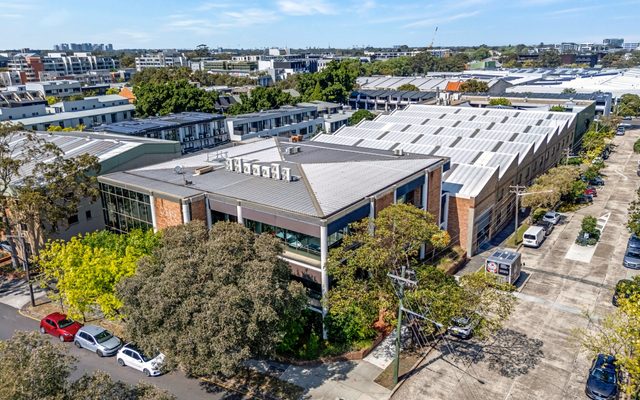 Aerial view of 8-18 William Street in Beaconsfield, 5km from Sydney CBD