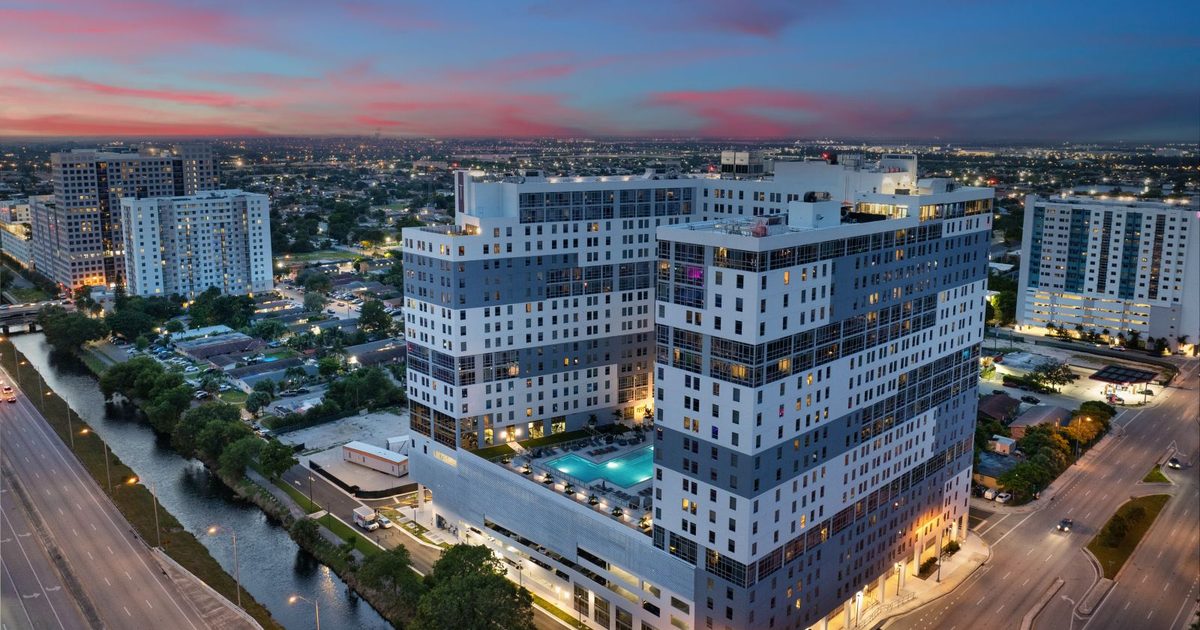 Developers pursue refinancing of new student-housing property in Miami ...