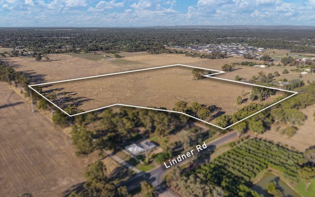 Aerial view of 126 Lindner Road in Wangaratta