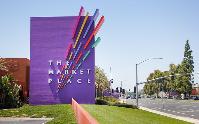 Advertisement, City, Grass