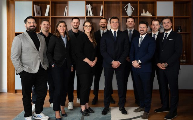 Groupshot, Person, Adult