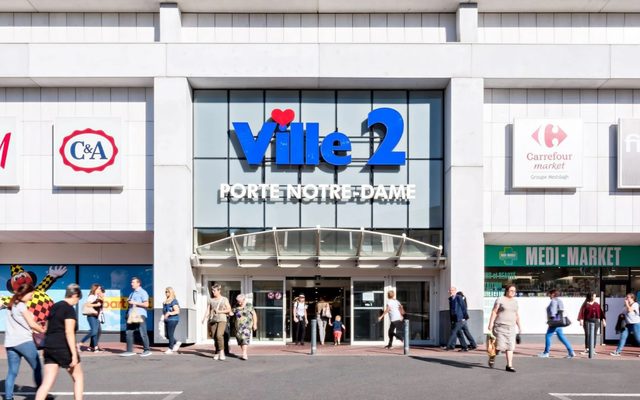 Shop, Shopping Mall, Person