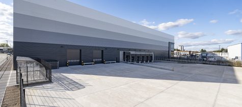 Canadian giant seeks partner for £1bn London logistics JV