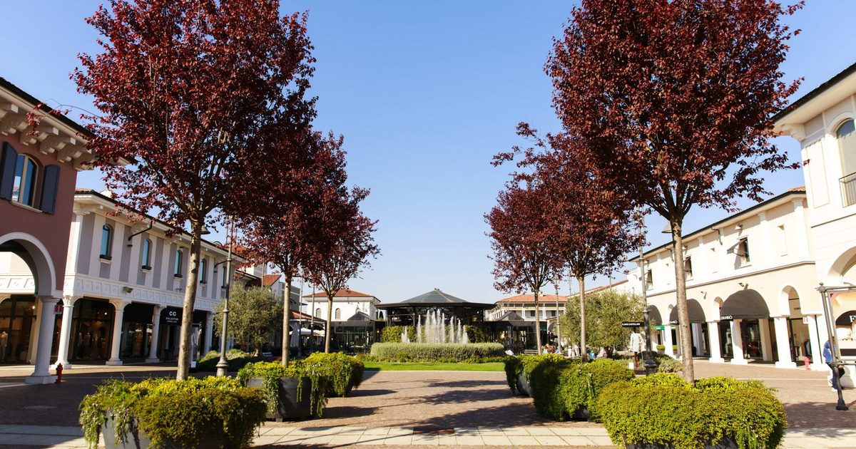 Blackstone closes in on sale of final Land of Fashion outlets