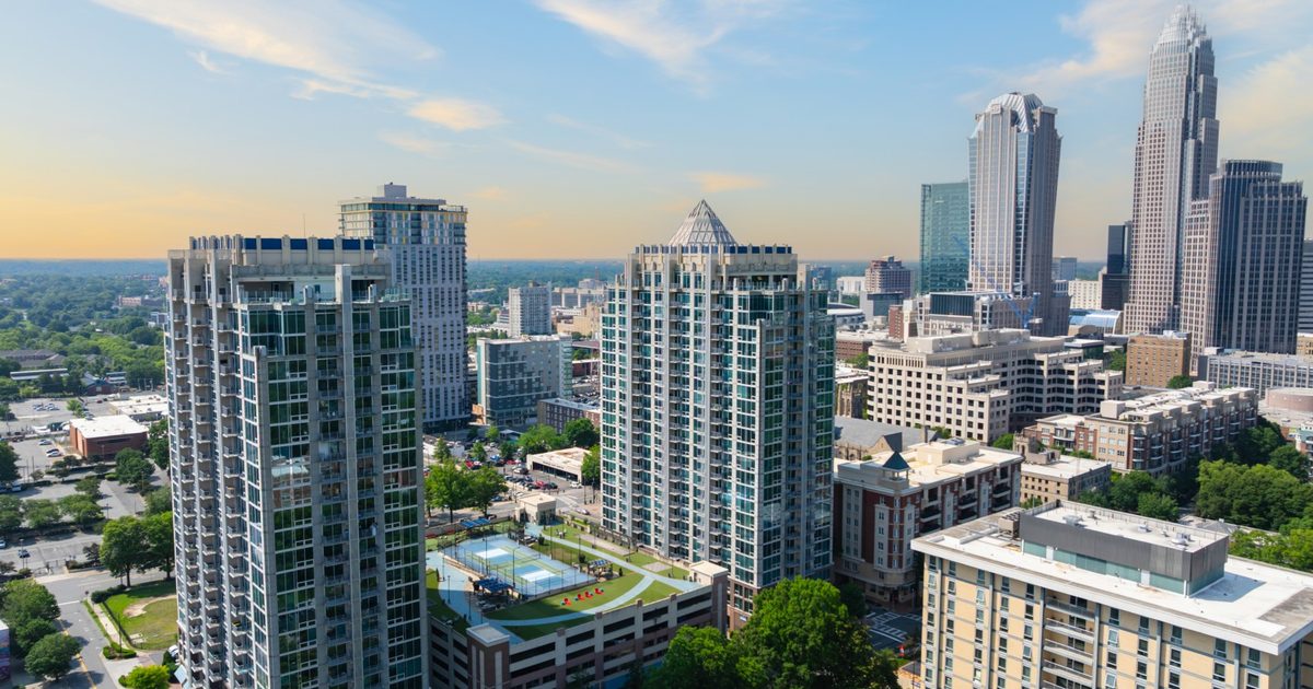 CBRE Investment shopping high-rise rental complex in Charlotte - Green ...