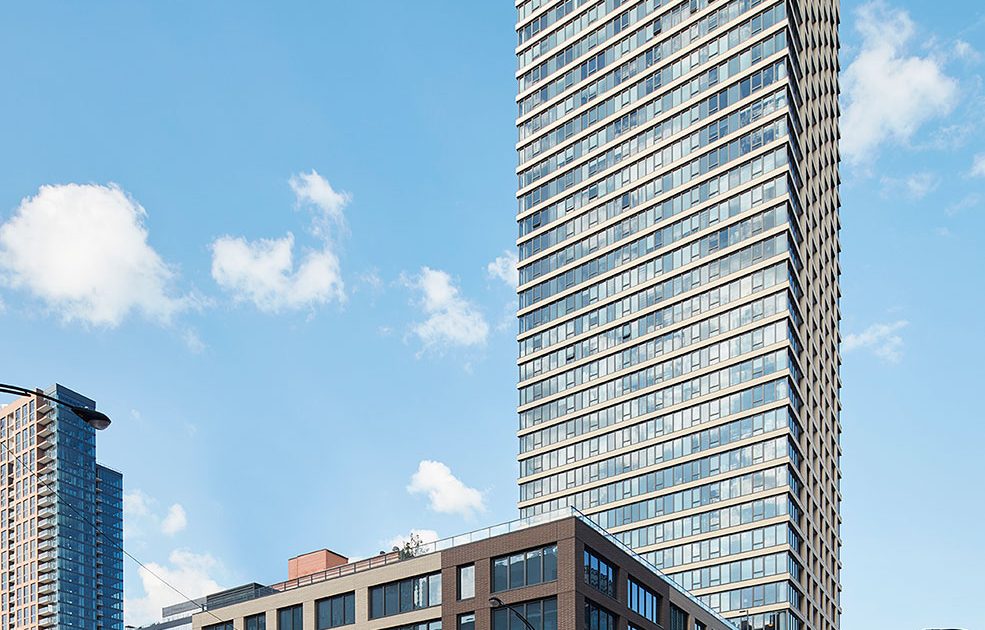 JV initiates talks for $80m loan to back Chicago apartment buy - Green ...