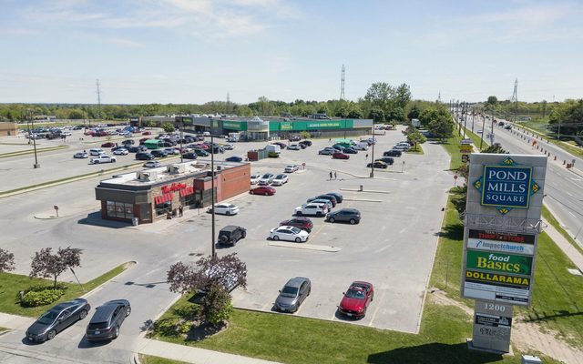Pond Mills Square