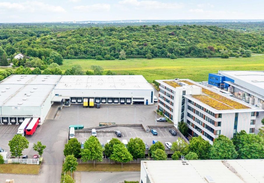 Union floats €30m German warehouse duo