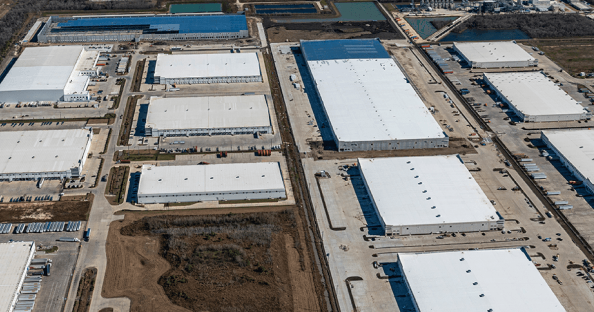Brookfield, CPPIB join forces on $7.3b industrial acquisition
