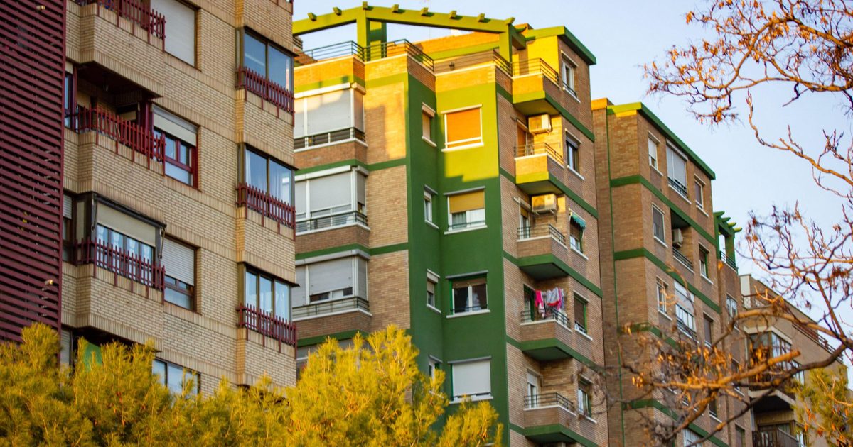 Investment in EMEA living sector surges by 49% due to multifamily deals