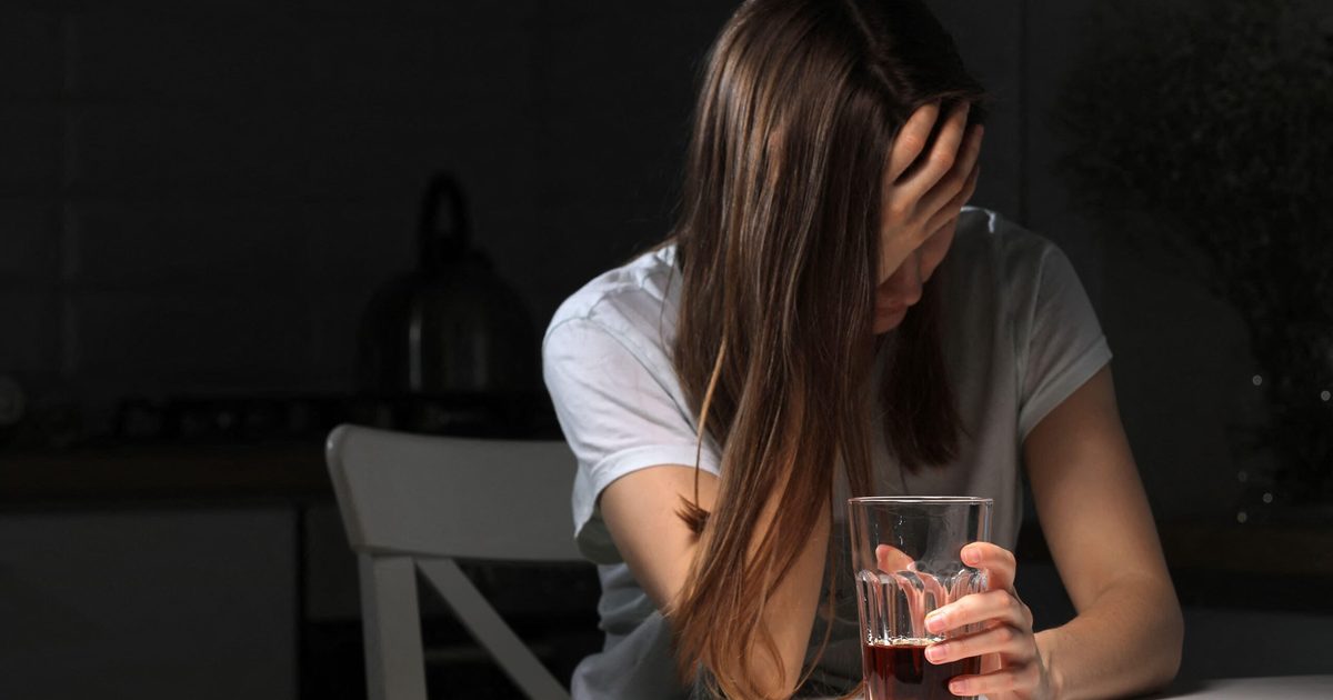 Student hangover: sore heads or recovery in the second half?