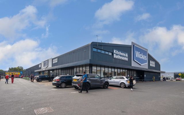 Purchase was a 33,600 sq ft retail asset in South Ruislip for £10.75m from Aviva Investors