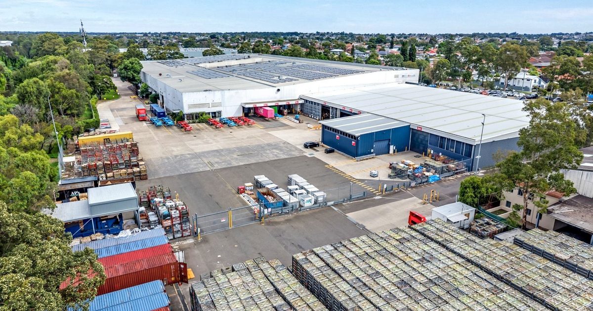 Australia Post snares buyer for major Sydney logistics asset