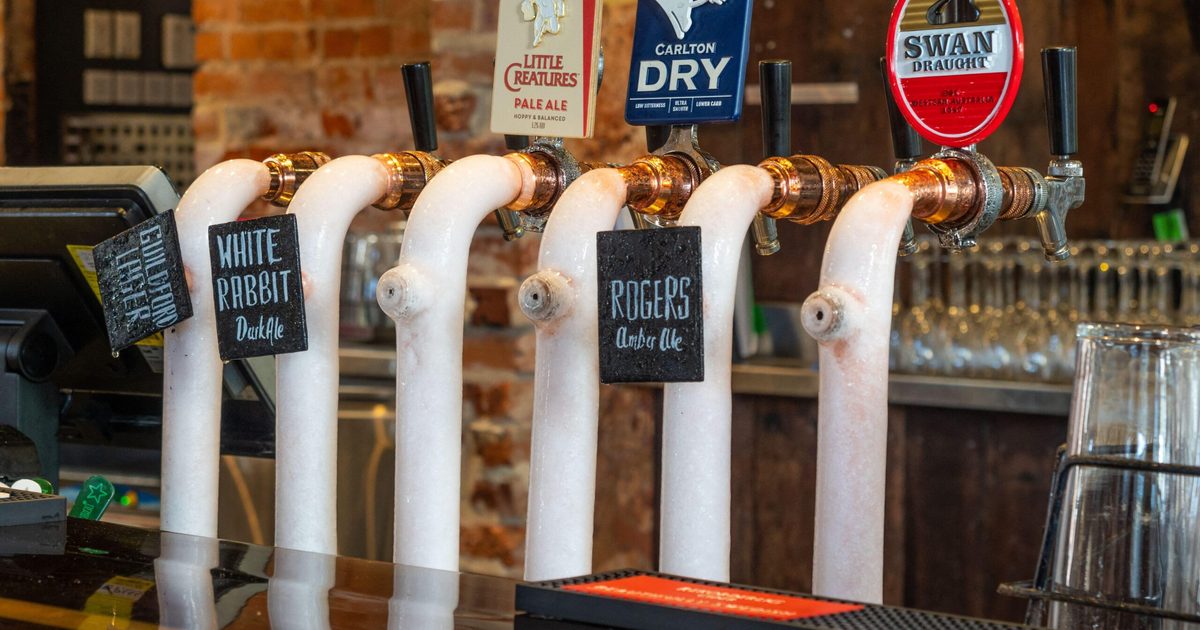 Banks back pubs while private lenders 