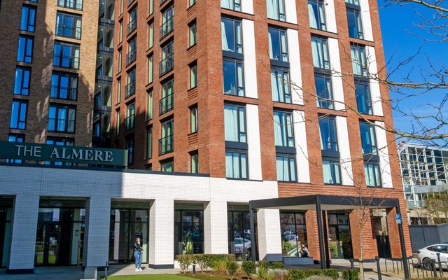 City, Apartment Building, Architecture